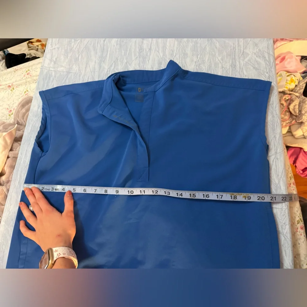 FIGS Royal Blue Sleeveless Polo Top - Picture 11 of 12